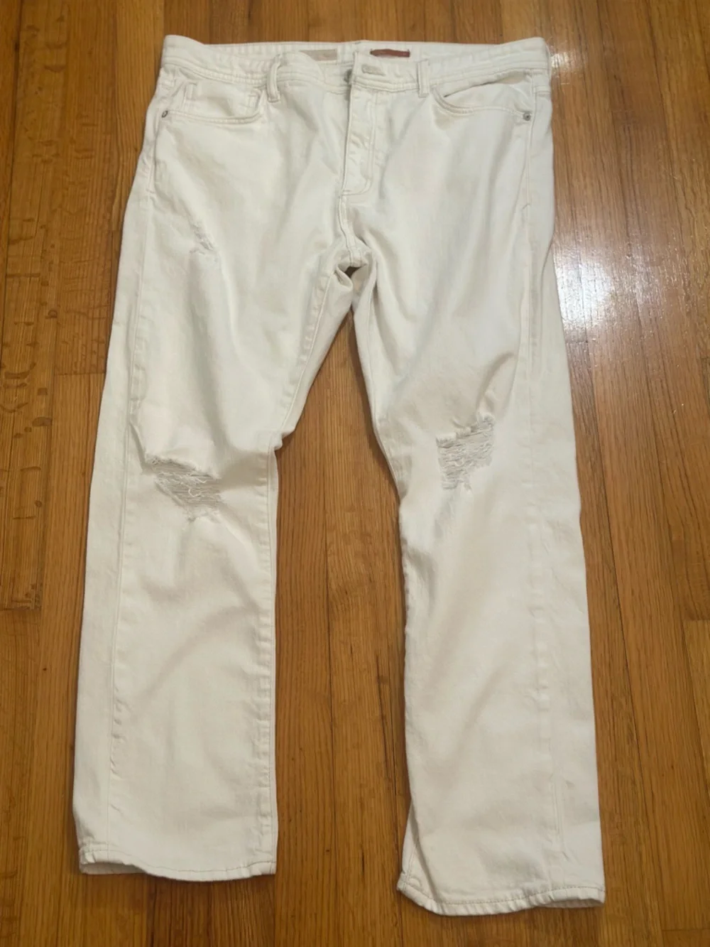 Anthropologie PILCRO Distressed white jeans size 32 (¥¥) - Picture 2 of 12